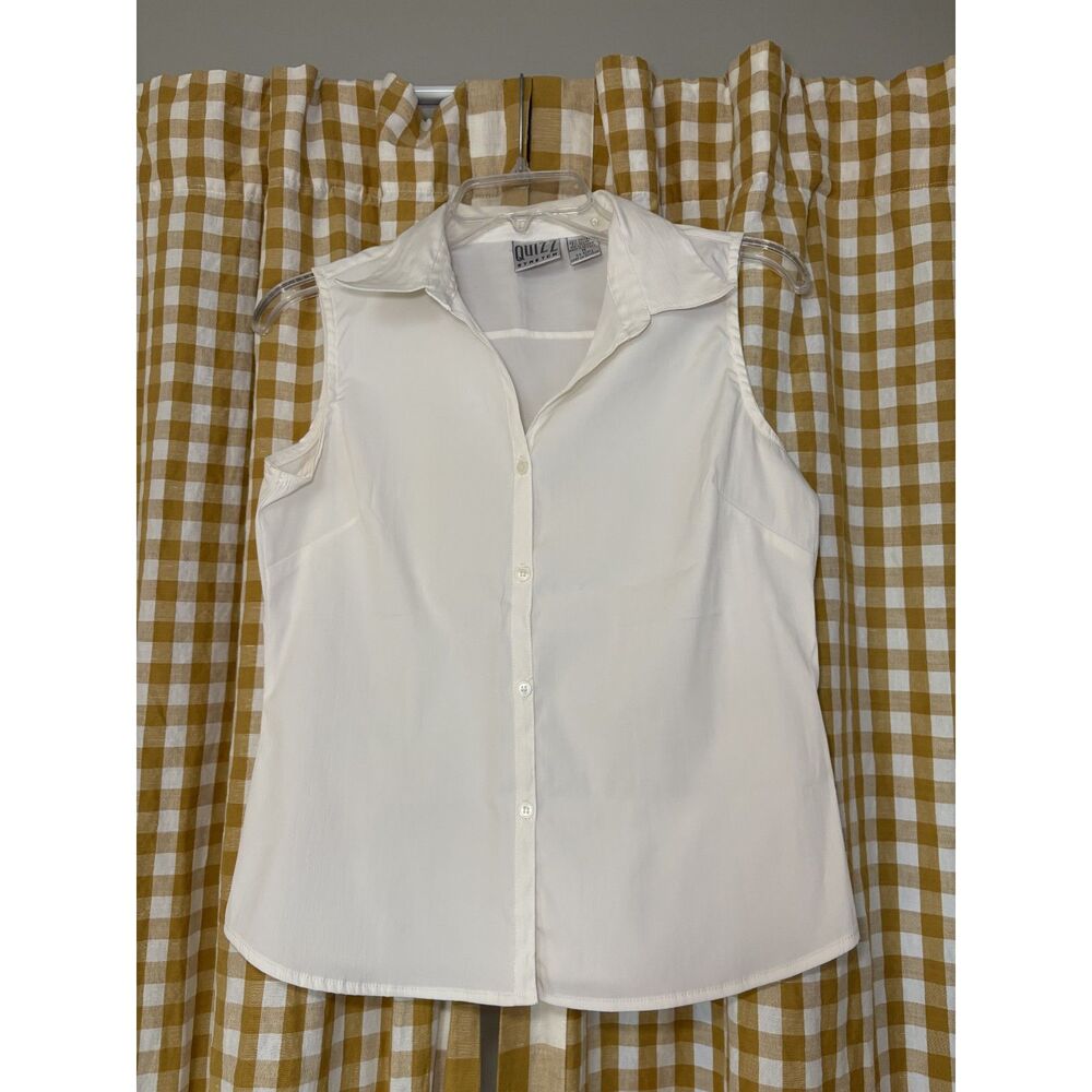 Vintage White Collard Summer Cottagecore shortsleeve button down top- Women's